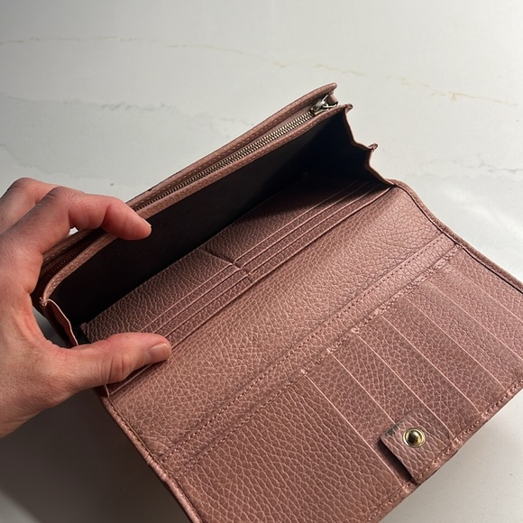 Pink Gucci wallet - Picture 8 of 13